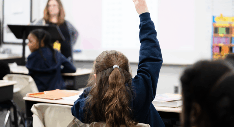 Worship and Walk Worthy: Integrating Faith in Daily Life